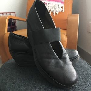 Fly London Yale Mary Jane Wedge